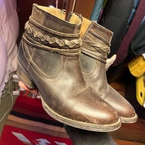 Circle G (handmade in Mexico) leather boots.